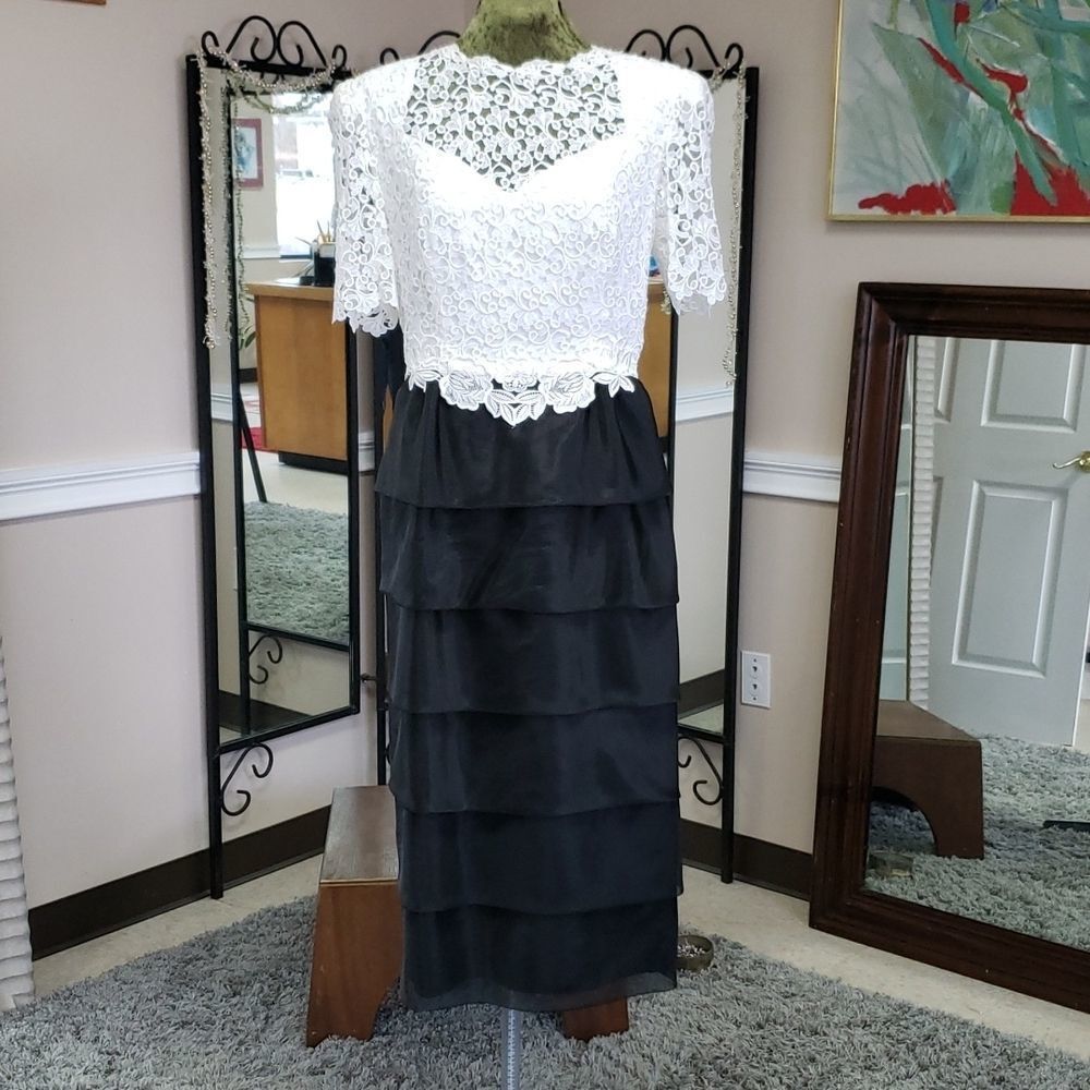 Black and White Lace Top Tiered Dress
